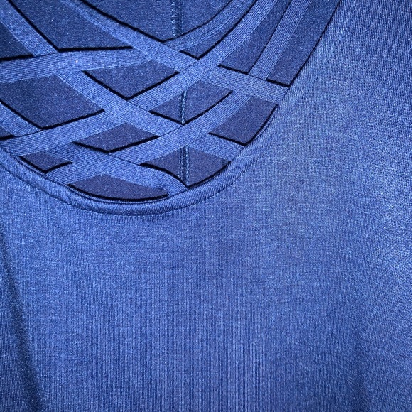 Shirt - Picture 3 of 3